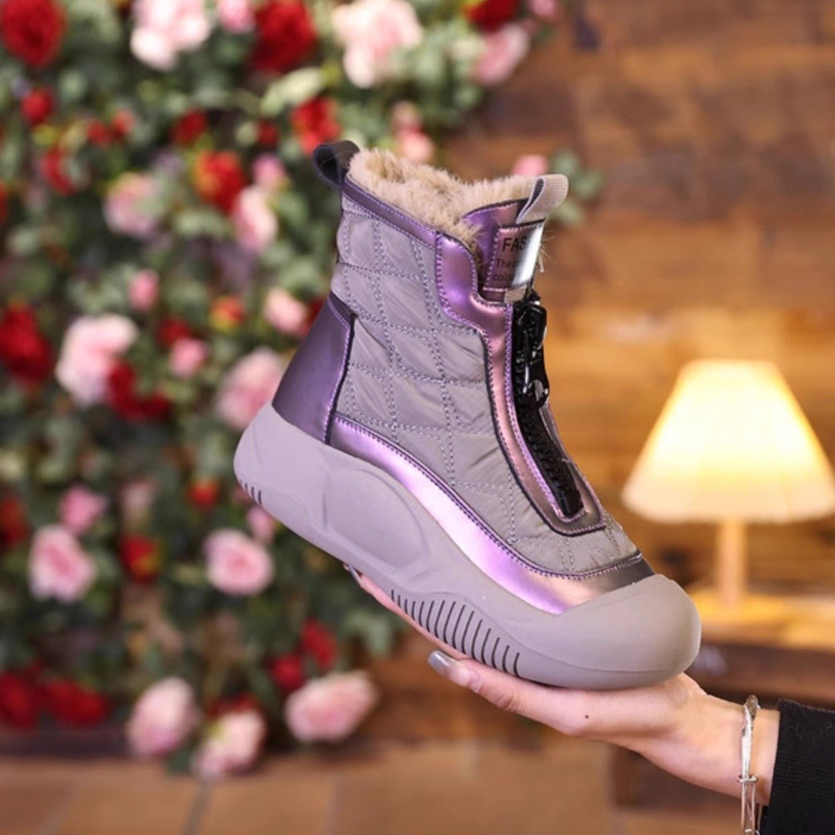 Livia | Bottes d'Hiver Imperméables et Ultra Confortables - LadiVania Paris